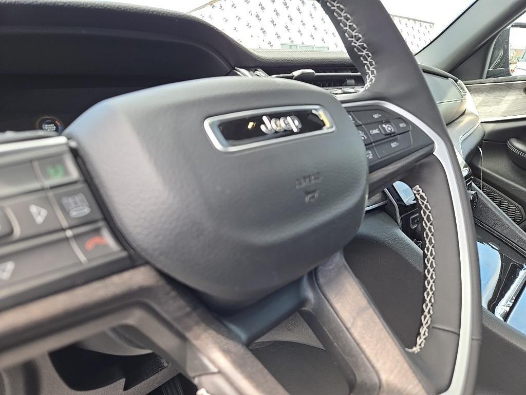 new 2025 Jeep Grand Cherokee L car, priced at $49,055