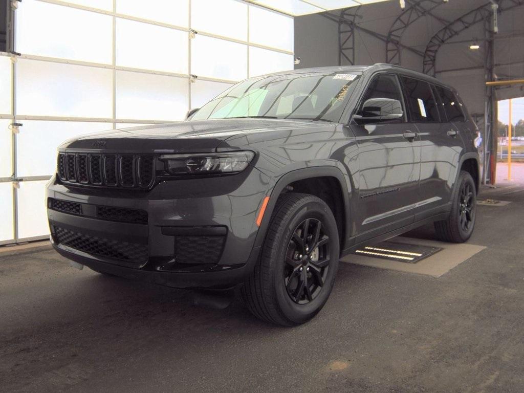used 2024 Jeep Grand Cherokee L car, priced at $30,998