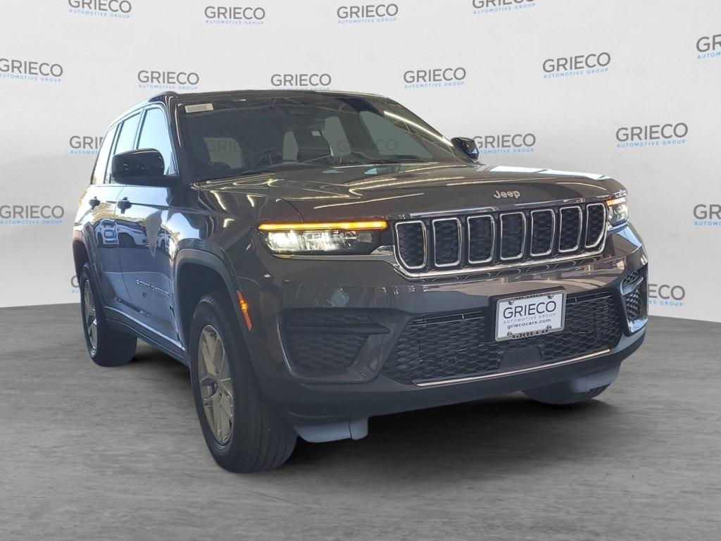new 2025 Jeep Grand Cherokee car, priced at $38,156