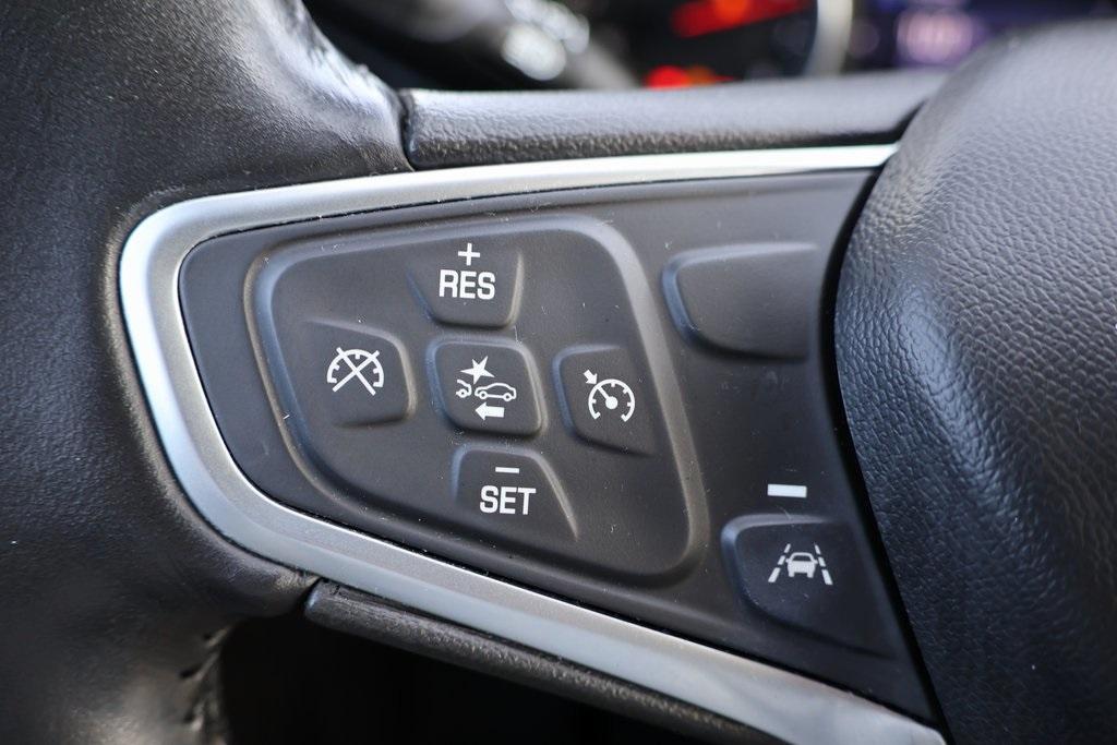 used 2022 Chevrolet Equinox car, priced at $22,918