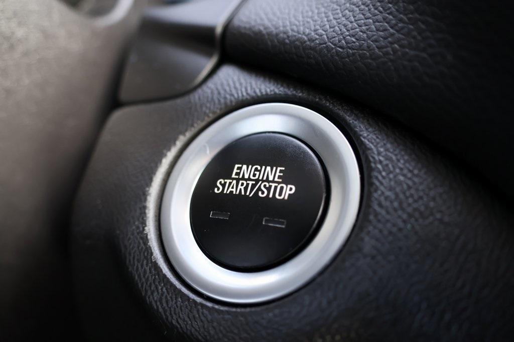 used 2022 Chevrolet Equinox car, priced at $22,918