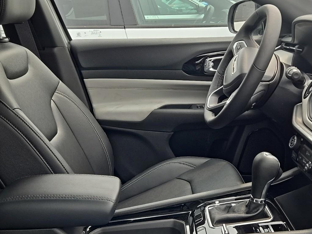 new 2025 Jeep Compass car, priced at $33,754