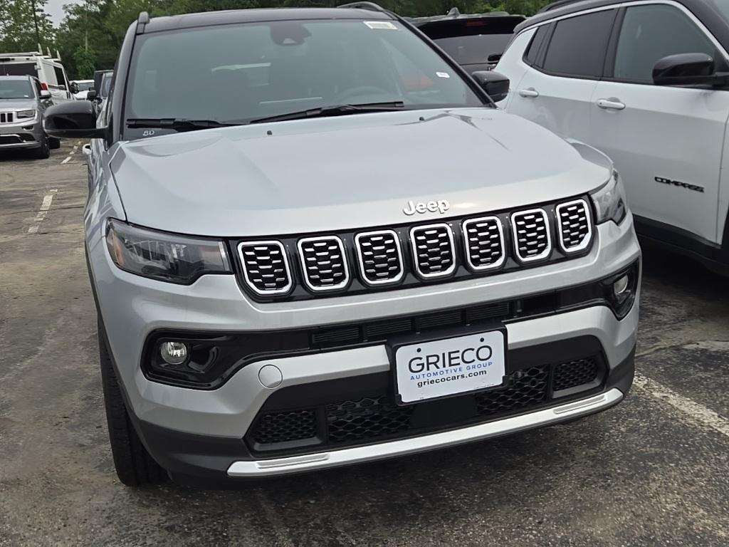 new 2025 Jeep Compass car, priced at $33,754