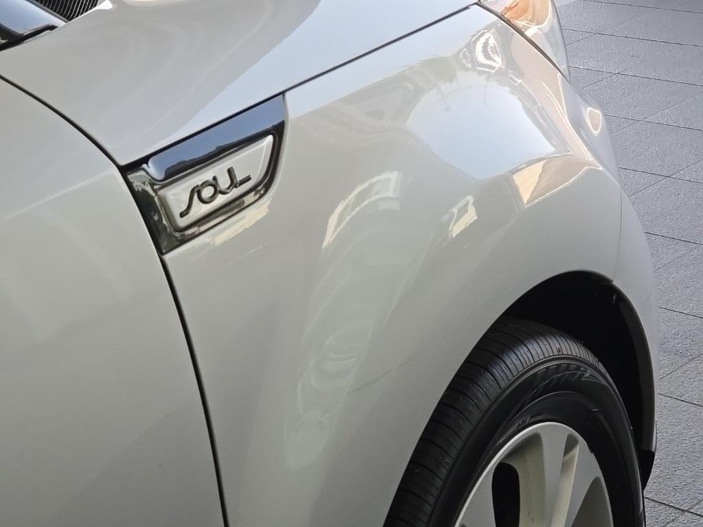 used 2015 Kia Soul car, priced at $6,815
