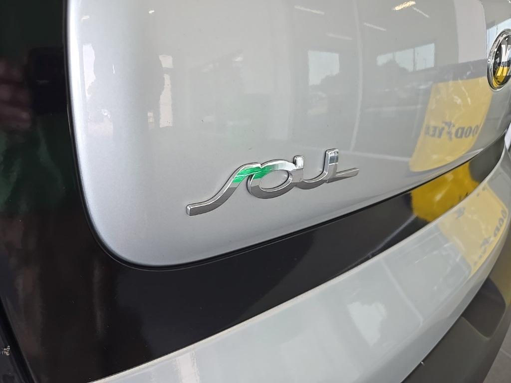 used 2015 Kia Soul car, priced at $6,815