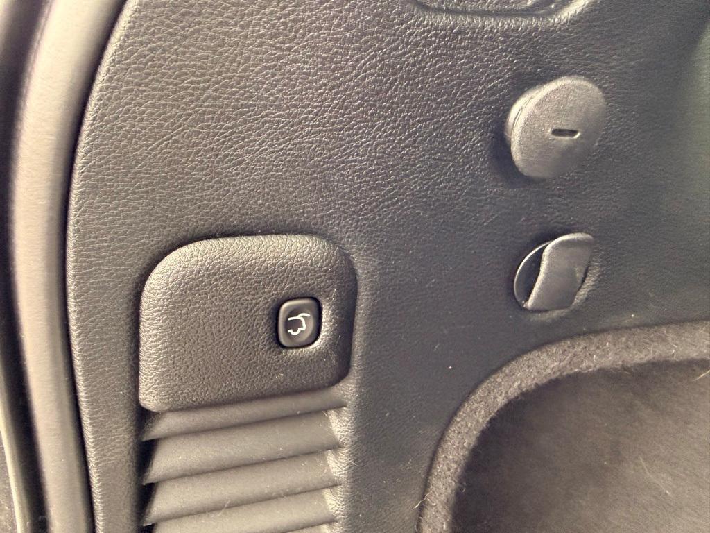 used 2018 Jeep Grand Cherokee car, priced at $19,995