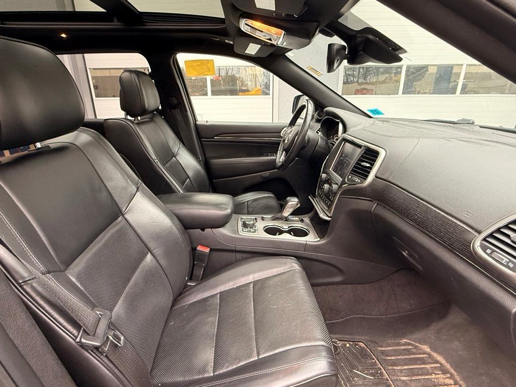 used 2018 Jeep Grand Cherokee car, priced at $19,995