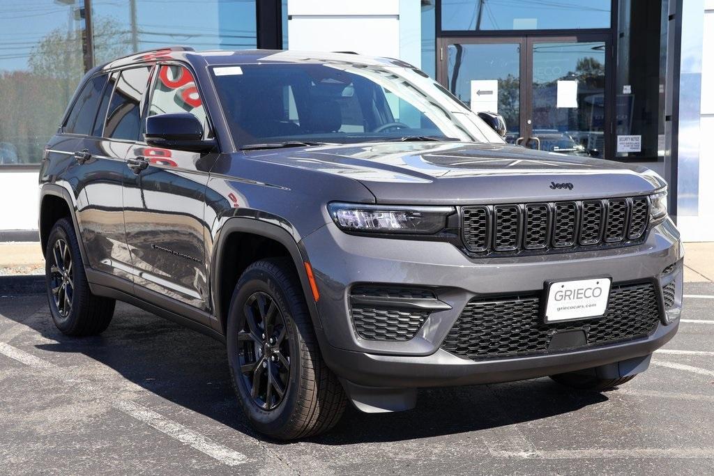 new 2024 Jeep Grand Cherokee car, priced at $41,314