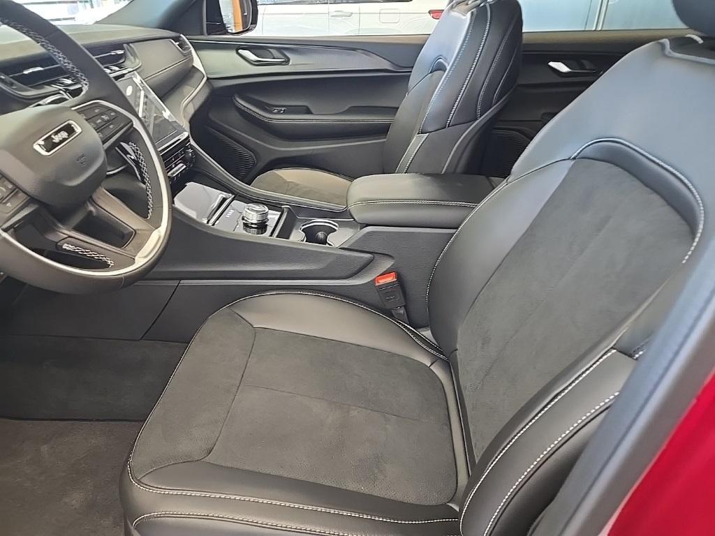 new 2025 Jeep Grand Cherokee L car, priced at $44,648