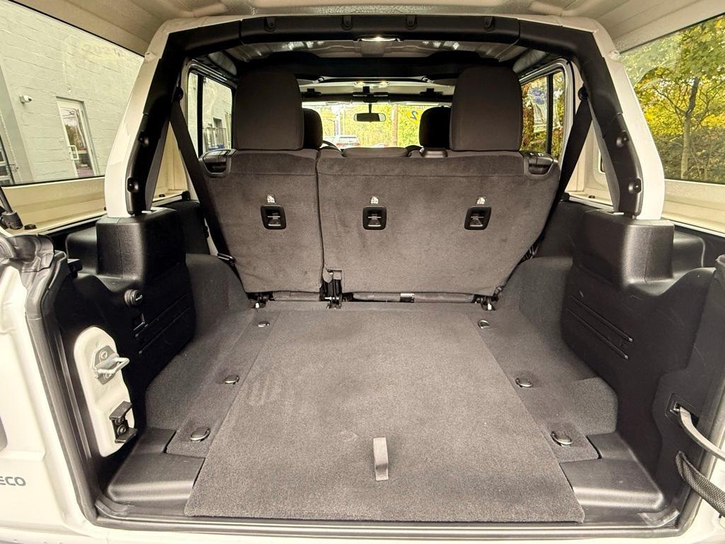 used 2022 Jeep Wrangler Unlimited car, priced at $26,404