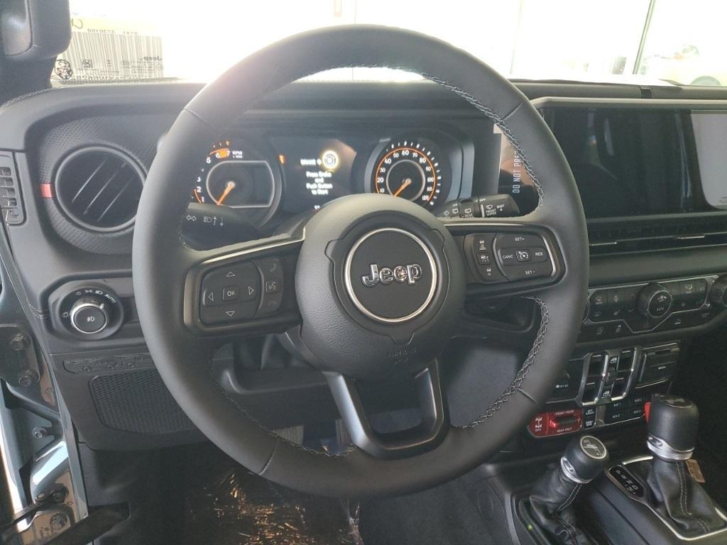 new 2025 Jeep Wrangler car, priced at $51,072