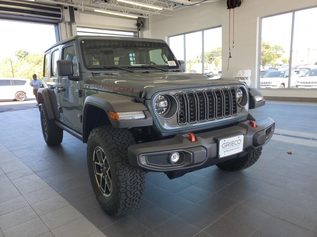 new 2025 Jeep Wrangler car, priced at $51,072