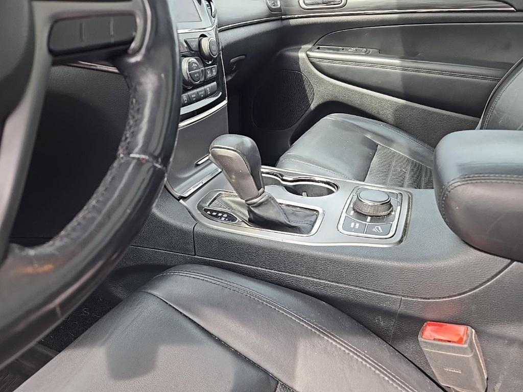 used 2020 Jeep Grand Cherokee car, priced at $23,989
