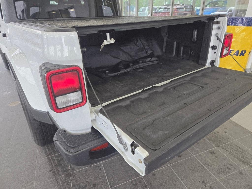used 2021 Jeep Gladiator car, priced at $30,217