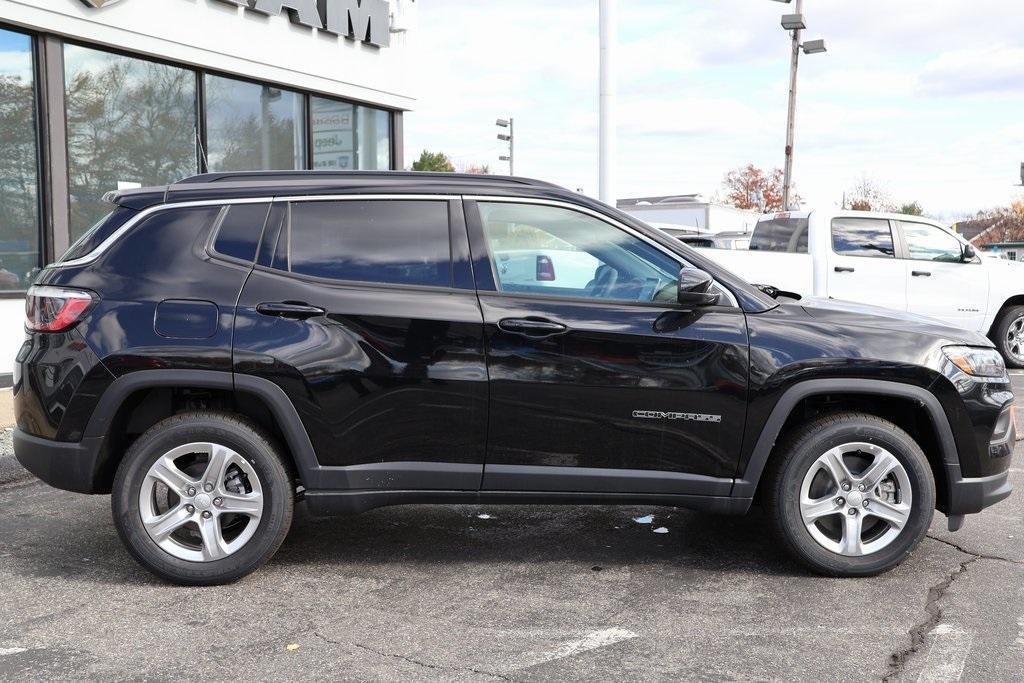 new 2024 Jeep Compass car, priced at $29,587