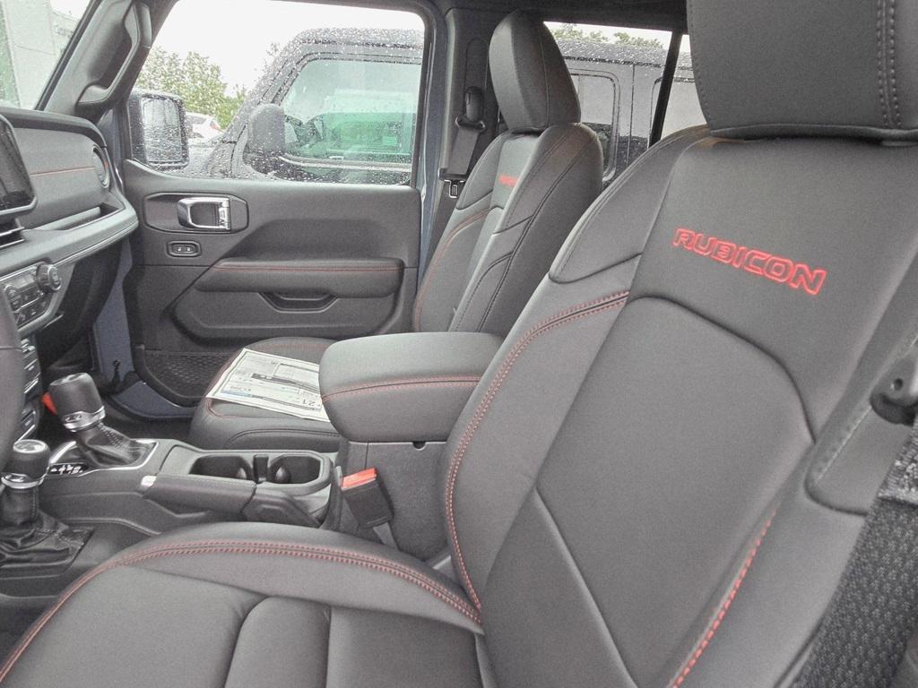 new 2025 Jeep Wrangler car, priced at $56,733