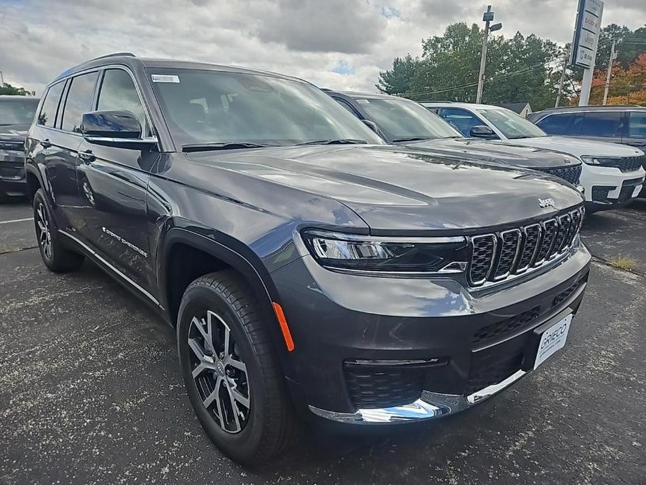 new 2024 Jeep Grand Cherokee L car, priced at $48,296