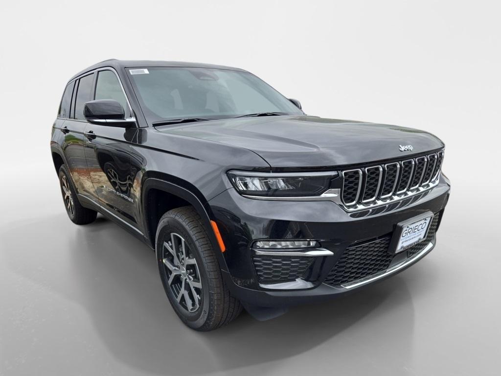 new 2025 Jeep Grand Cherokee car, priced at $46,879