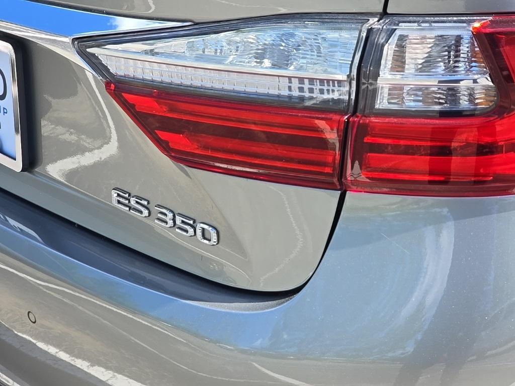 used 2016 Lexus ES 350 car, priced at $17,683