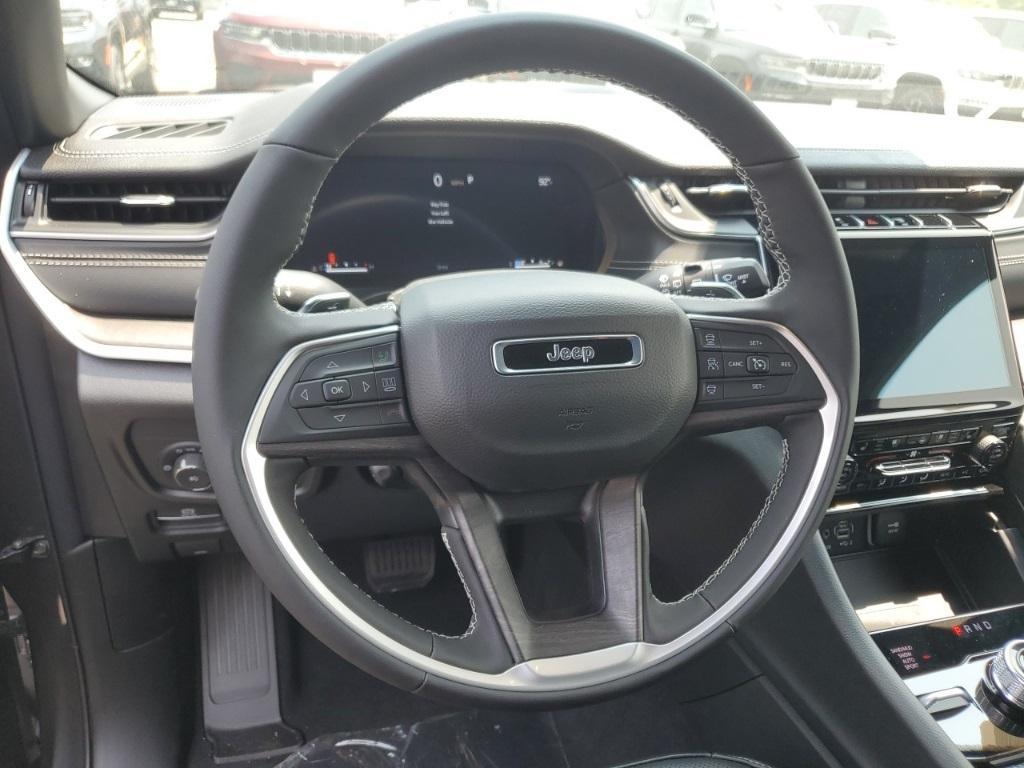 new 2025 Jeep Grand Cherokee L car, priced at $53,392