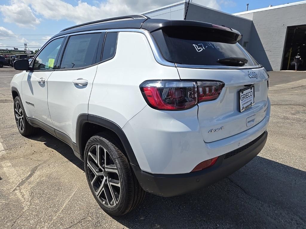 new 2025 Jeep Compass car, priced at $30,693