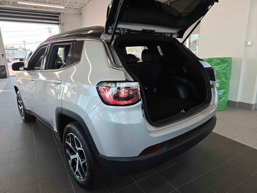 used 2024 Jeep Compass car, priced at $24,806