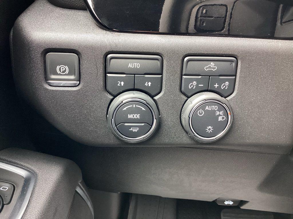 new 2025 Chevrolet Silverado 1500 car, priced at $60,010