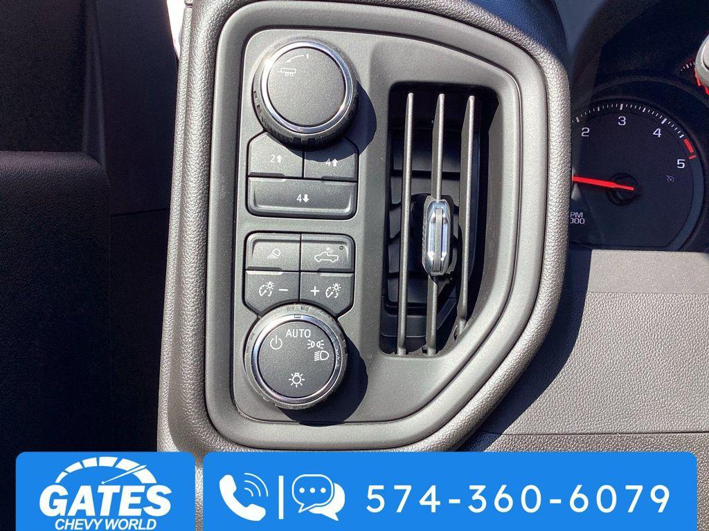 new 2025 Chevrolet Silverado 3500 car