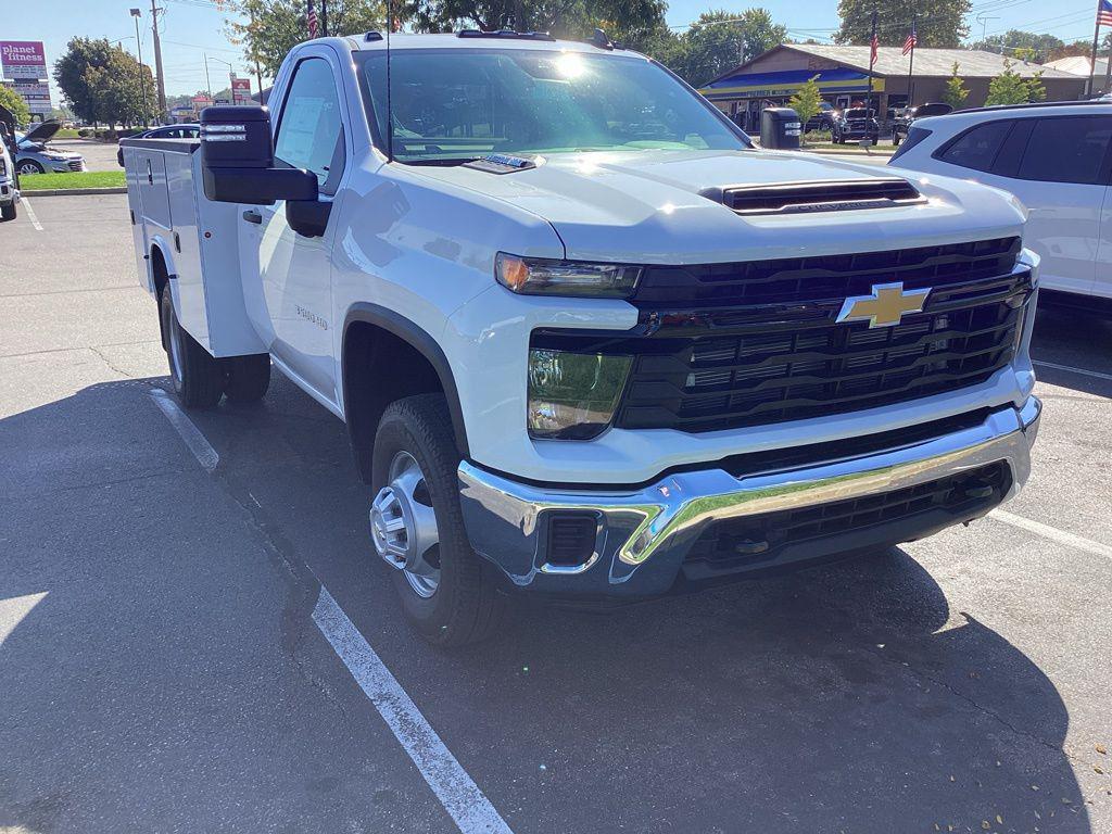 new 2025 Chevrolet Silverado 3500 car, priced at $77,878