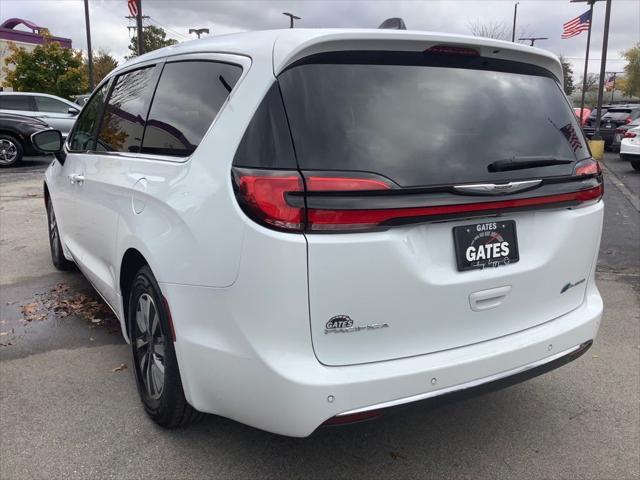 used 2023 Chrysler Pacifica Hybrid car, priced at $26,859