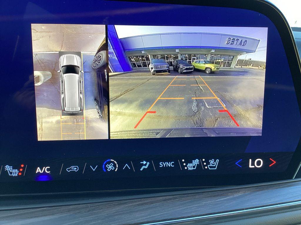 new 2025 Chevrolet Suburban car, priced at $87,140