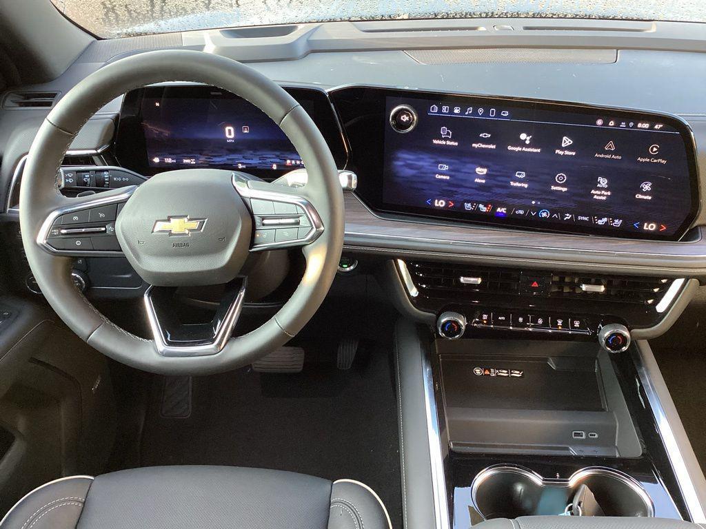 new 2025 Chevrolet Suburban car, priced at $87,140