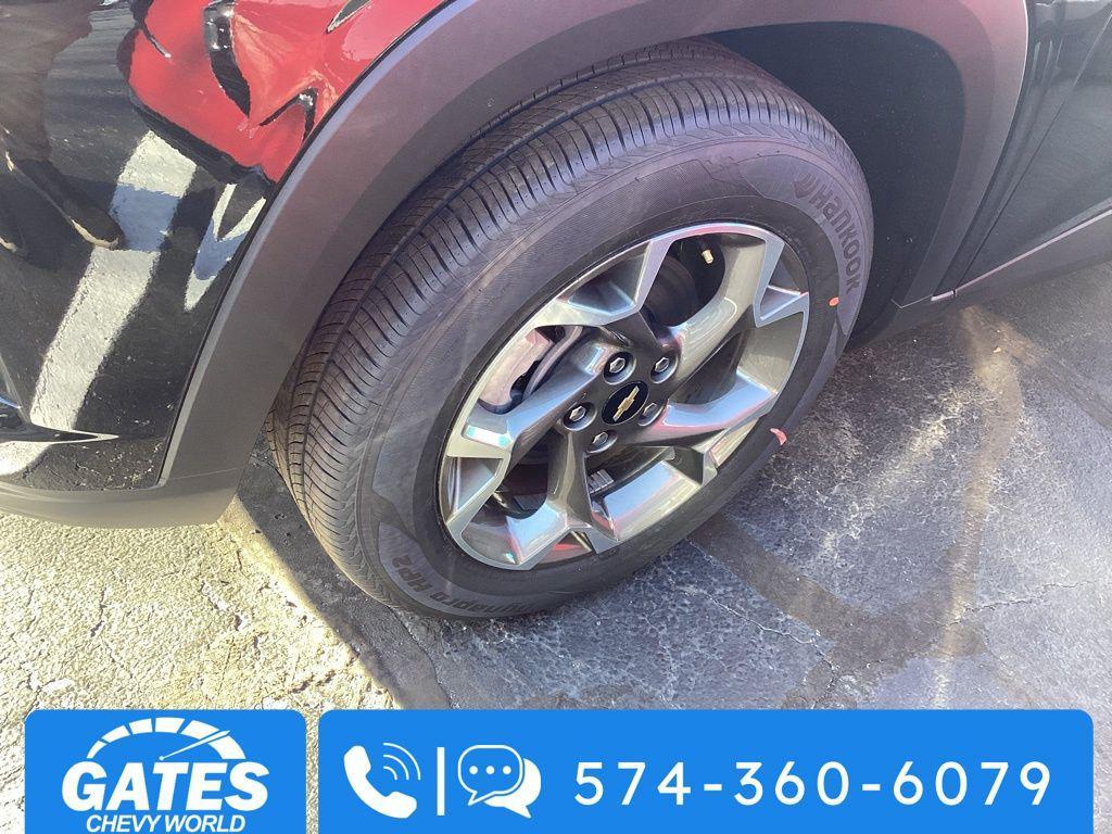 new 2026 Chevrolet Trax car, priced at $25,885