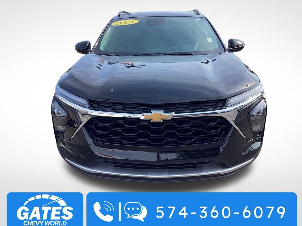 used 2025 Chevrolet Trax car, priced at $20,888