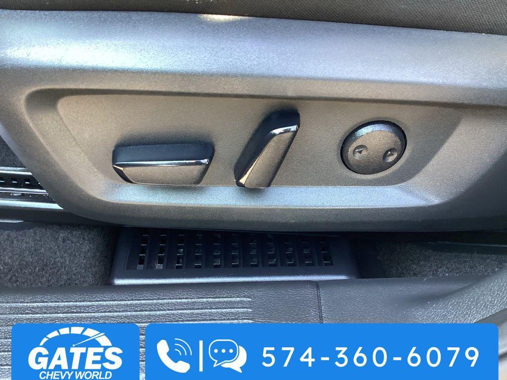 used 2024 Nissan Rogue car, priced at $24,937