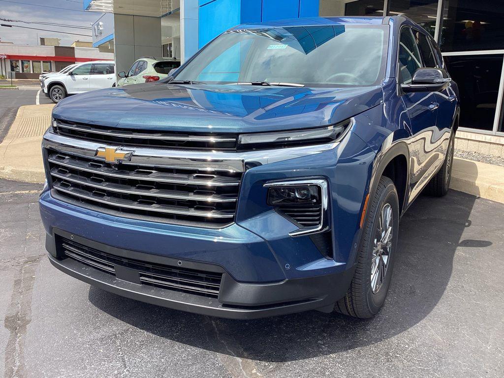 new 2026 Chevrolet Traverse car, priced at $50,280