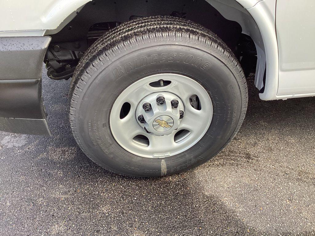 new 2025 Chevrolet Express 3500 car, priced at $52,608