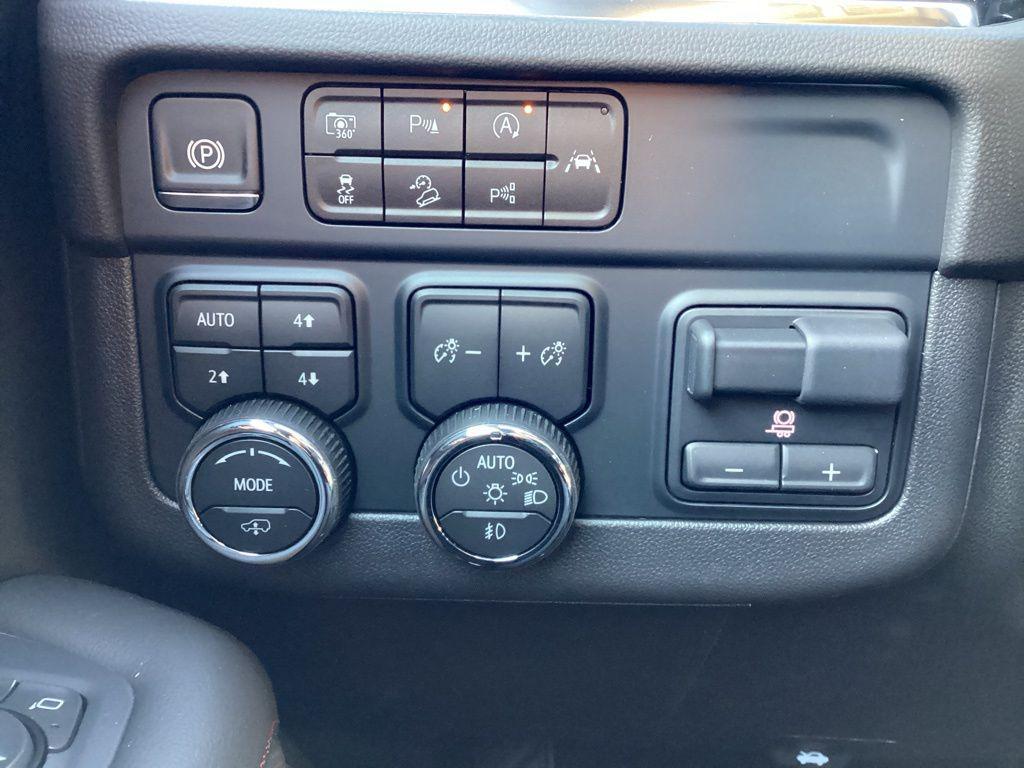 new 2025 Chevrolet Tahoe car, priced at $89,305