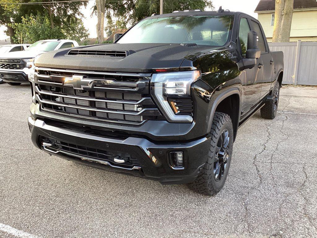 new 2025 Chevrolet Silverado 2500 car, priced at $90,220