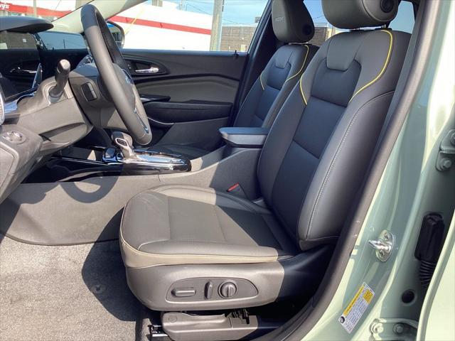 new 2025 Chevrolet Trax car, priced at $25,895