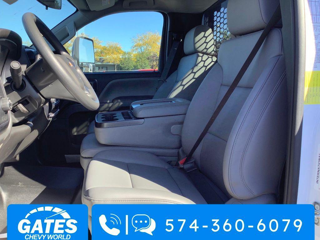 new 2024 Chevrolet Silverado 1500 car