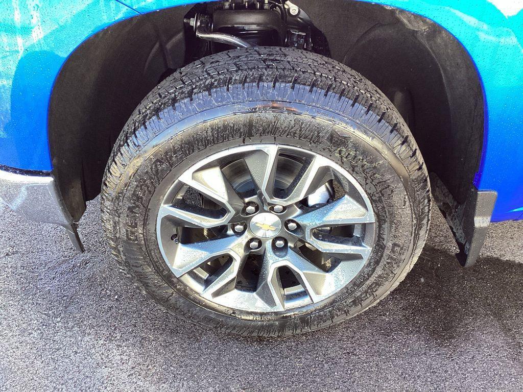 new 2025 Chevrolet Silverado 1500 car, priced at $60,810