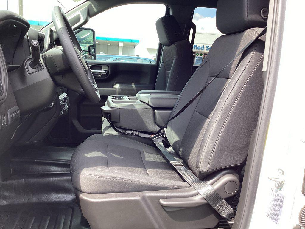new 2025 Chevrolet Silverado 3500 car
