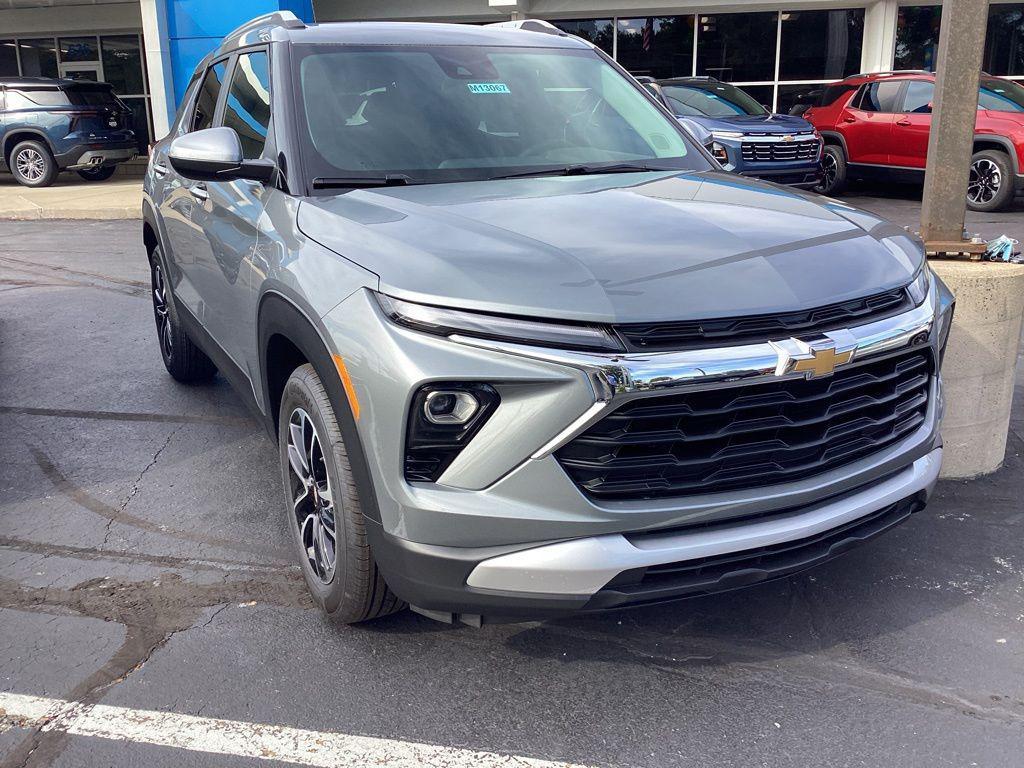 new 2026 Chevrolet TrailBlazer car, priced at $27,775