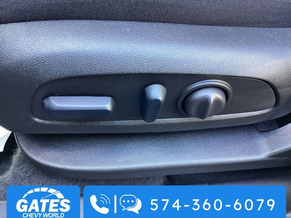 used 2024 Chevrolet Equinox car, priced at $27,444