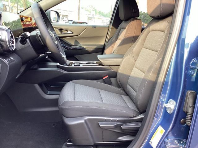 new 2026 Chevrolet Equinox car, priced at $30,595