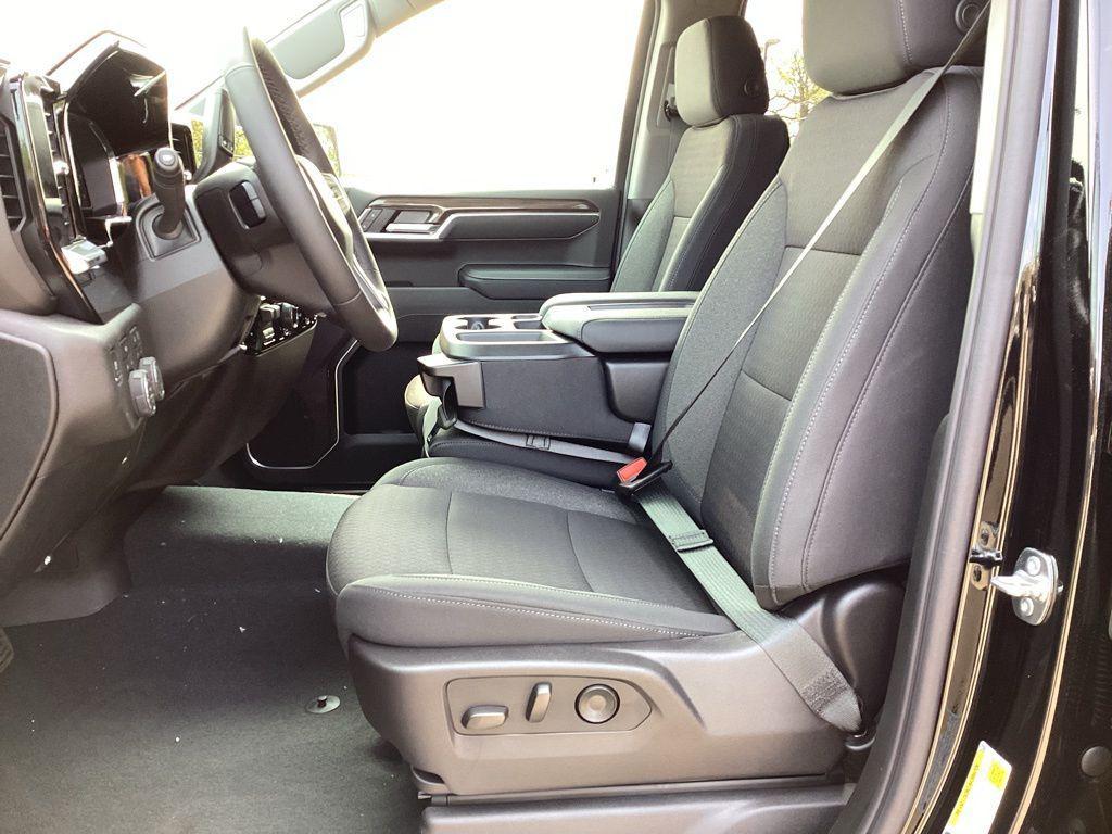 new 2025 Chevrolet Silverado 1500 car, priced at $56,250