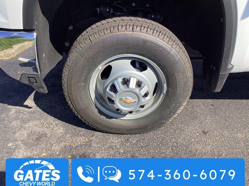 new 2025 Chevrolet Silverado 3500 car