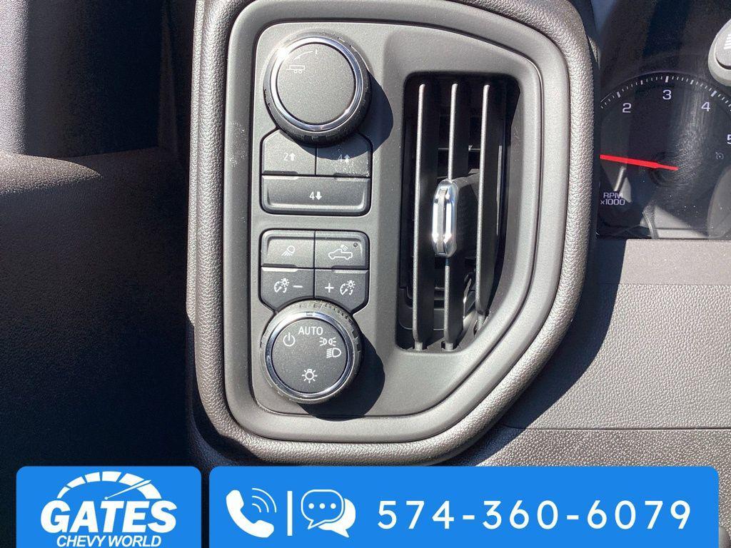 new 2025 Chevrolet Silverado 3500 car