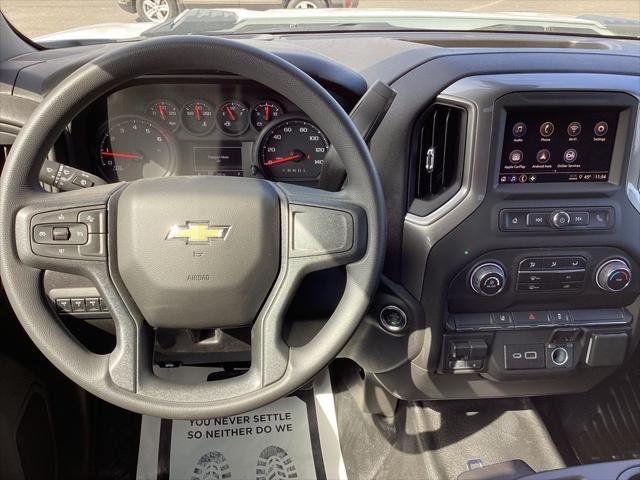 new 2025 Chevrolet Silverado 3500 car